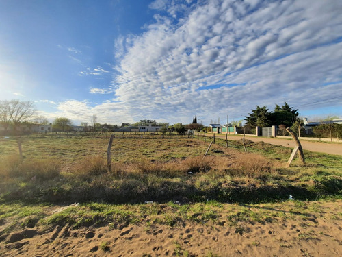 Terreno En Robustelli Y D. Saluzzi, Santa Rosa