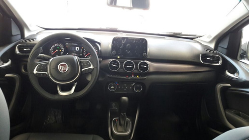 Imagen 6 de 6 de Fiat Cronos 1.8 16v Precision At6