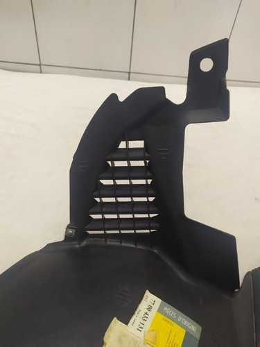 Imagen 4 de 8 de Guardapolvo Delantero Izquierdo Renault Clio Simbol 99-02