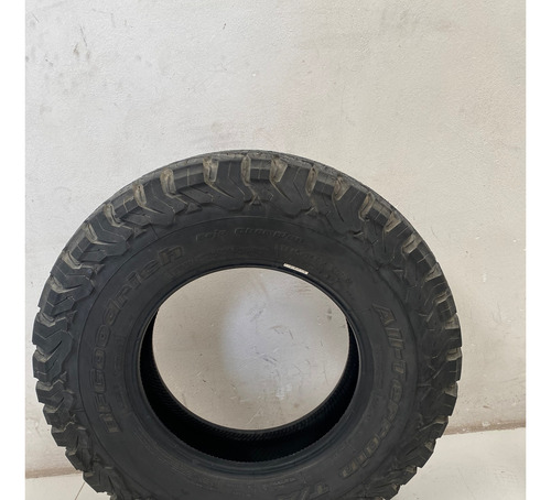 Llanta Bfgoodrich All-terrain T/a Ko2 Lt 245/75r16 120/116 S (Usado)