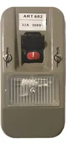 Comprar Interruptor Breaker Bipolar 602 Tipo Ticino 32 Amp 380 V