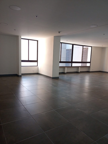 Oficinas En Arriendo Envigado Sector Zuñiga