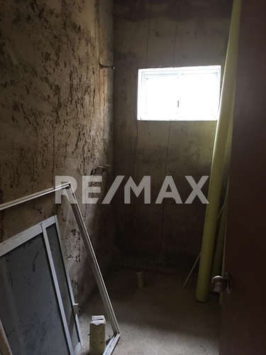 Imagen 6 de 8 de Se Vende Casa En Obras Gris En Lomas Del Bosque, Tipuro