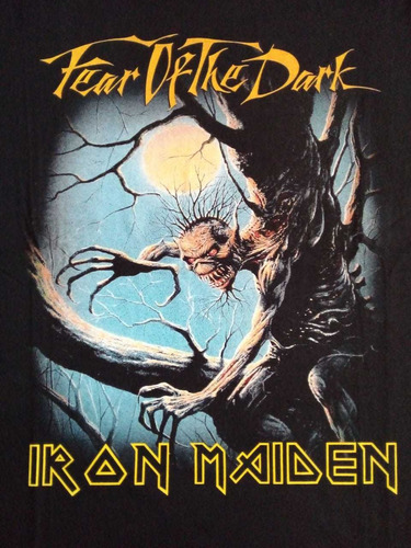 Remera-negra-iron Maiden-fear Of The Dark