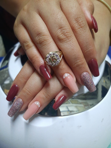 Imagen 4 de 5 de Uñas Acrilicas Adomicilio