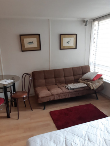 Studio Amoblado Barrio El Golf $450.000