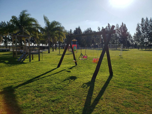 Imagen 8 de 12 de Venta De Lote 1608 M2 Barrio Malibù Canning