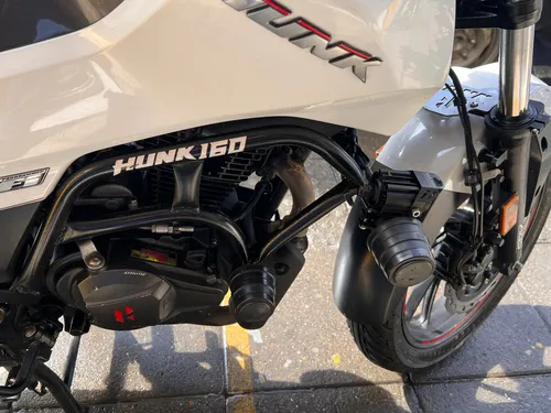 Vendo Hero Hunk 160r Único Dueño Con Accesorios