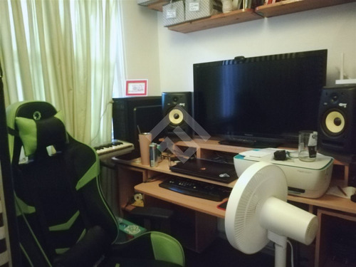 Casa En Venta De 5 Dorm. En Las Condes