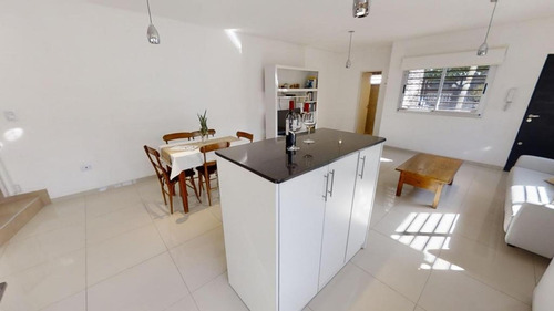 Triplex En Venta Vicente Lopez Oportunidad!