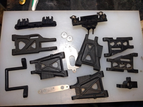 Kyosho Lote Piezas Chasis 1/10 No Tamiya Losi Associated Hpi (Usado)
