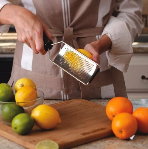 Imagen 4 de 4 de Rallador Gourmet Fino Acero Inoxidable Microplane