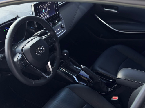 Toyota Corolla Altis Hybrid 1.8 16V Flex Aut.