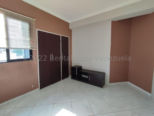 Imagen 14 de 21 de Precio De Oportunidad! Esplendido Apartamento Resd. Greco Urb. San Jacinto 23-4909 Ejc 04243439046