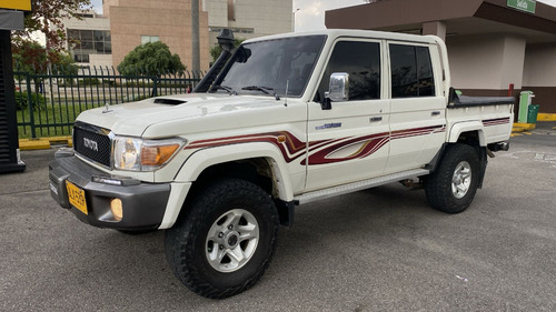 Toyota Land Cruiser 4.5 Vxr Fl Lc200