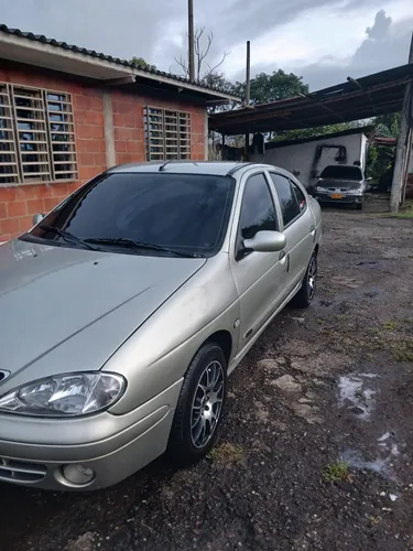 Renault Megane 1.6 Unique