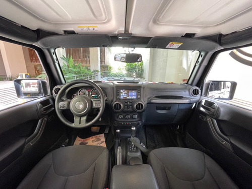 Imagen 10 de 16 de Jeep Wrangler 3.6 Unlimited 284hp Atx