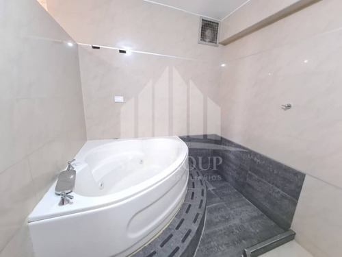 Imagen 15 de 16 de Apartamento Duplex En Las Chimeneas, Res. Holiday Palace Ii Carlos Tona Cod: Lema-703