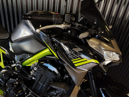 Imagen 3 de 24 de Kawasaki Z900 (no Zx6 Yamaha Mt07 R6 Ducati Monster) Permuto
