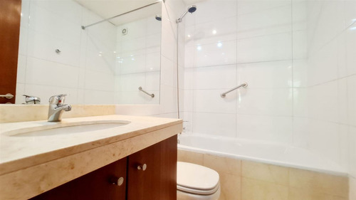 Departamento 4 Dormitorios En Arriendo En Vitacura