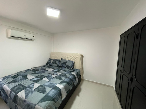 Casa En Venta El Parral, Remodelada Y Equipada. Planta.(hg)