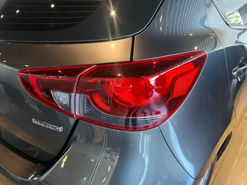 Mazda 2 Sport 1.5 At Touring Cuero 2026 Dp