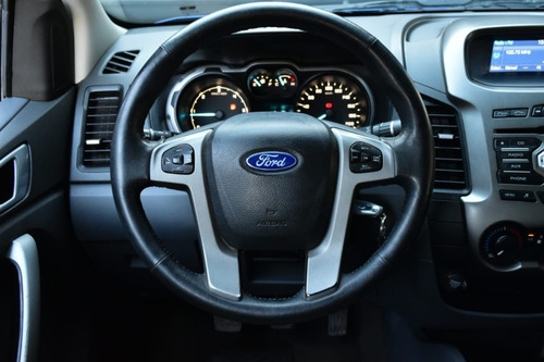 Ford Ranger Xlt 4x2 Tdci 3.2 200cv Mt 2014 - Car Cash