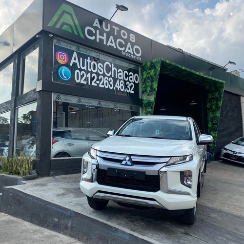 Imagen 3 de 9 de Mitsubishi L200 4×4 2023