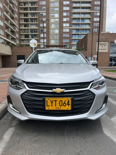 Chevrolet Onix 1.0T Premier Hatch At