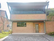 Comprar Chalet En Venta, Urb. Villa Del Este, El Hatillo. Agregar A Favoritos