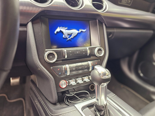 Ford Mustang 5.0 Mach 1 V8 2p