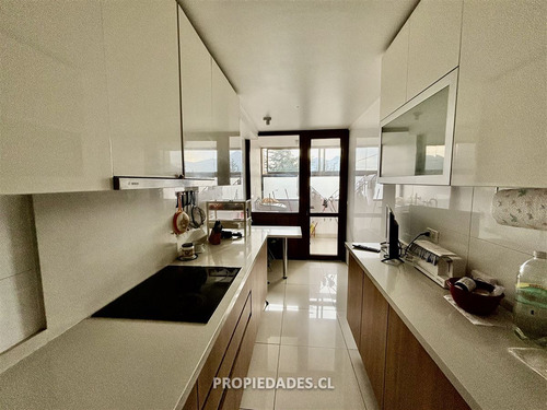 Departamento En Venta De 4 Dorm. En Lo Barnechea