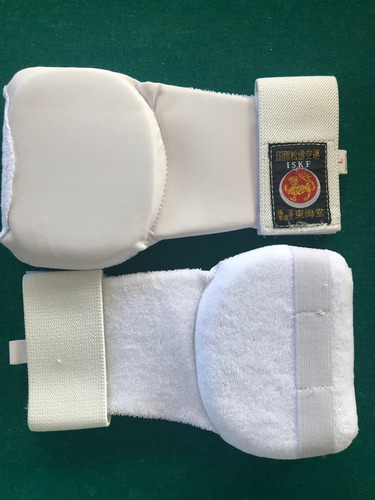 Imagen 4 de 6 de Protectores Y Guantes De Karate