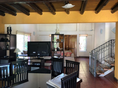Imagen 4 de 14 de Alquila Hermosa Y Amplia Casa Totalmente Amoblada Y Equipada
