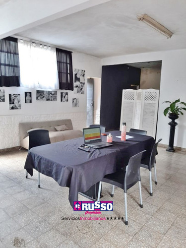 Venta Casa 4 Ambientes Isidro Casanova