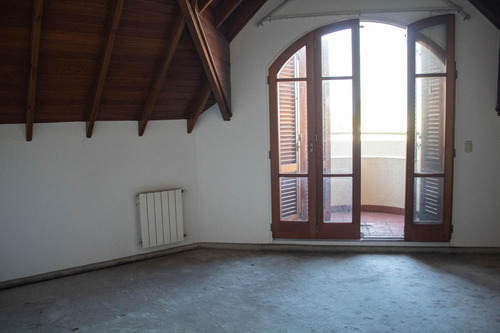 Departamento Duplex En Venta - Centro Adrogue