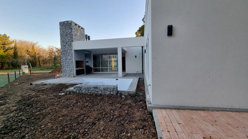 Casa A Estrenar En Greenville, Villa 1
