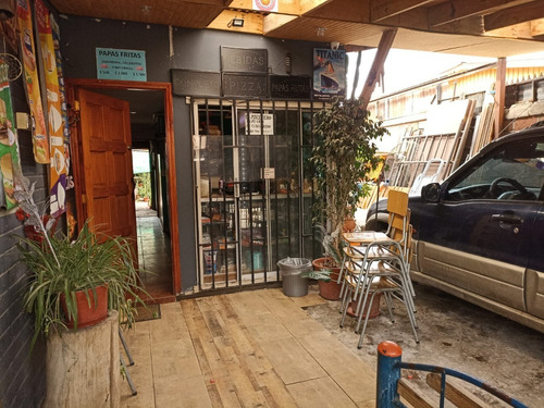 Se Vende Casa Con Pequeño Local Comercial