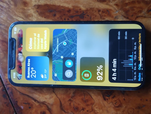 I-phone 12 64 Gb Batería Al 79 % Detalle En El Templado Negro (Usado)
