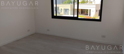 Venta Casa - Barrio Privado Santo Tomas / Pilar