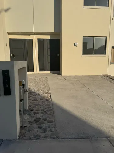 Casa Nueva En Colinas Del Santuario Corregidora