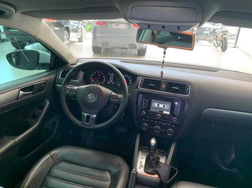 Volkswagen Jetta 2.0t