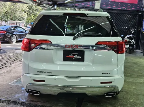 GMC Acadia 3.7 Denali At