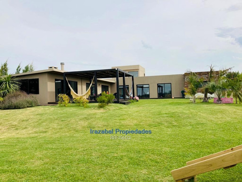 Casa En Alquiler En Colinas De Carrasco, Irazabal