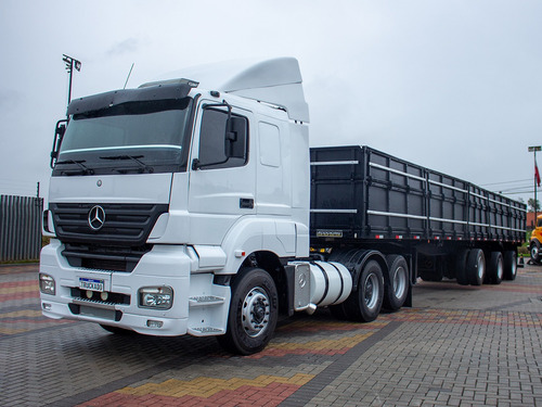 Imagem 1 de 15 de Mercedes 2540 Trucado 2006 Com Carreta Graneleiro=26280,270