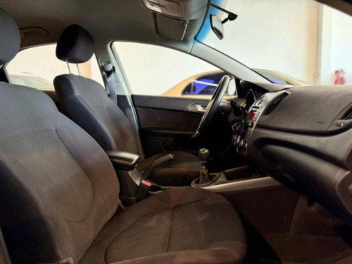 Kia Cerato 2.0 Forte Ex
