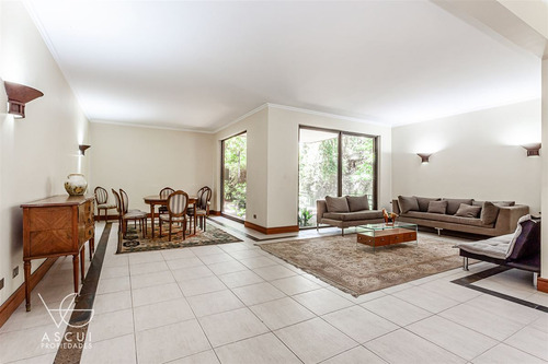 Condominio Exclusivo Con Vista Privilegiada. Buena Ubicación