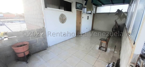 Imagen 30 de 30 de Casa En Venta En Santa Isabel Oeste De Barquisimeto Lara, (0.4.2.4.5.9.3.7.5.4.2), Rent-a-house Centro Occidente Mls Código: 22-20282, Cuenta Con 12 Habitaciones, 6 Baños, 4 Puestos De Estacionamiento