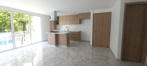 Venta De Apartamento De 99mts2 Vipasa, Norte De Cali, 8906.