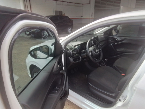 Fiat Cronos 1.3 FIREFLY FLEX DRIVE MANUAL